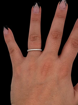 14K White Gold 0.15cttw Diamond Band, 6