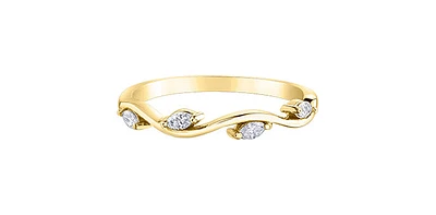 14K Yellow Gold 0.14cttw Diamond Ring