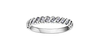 10K Gold 0.10cttw Diamond Ring / Band