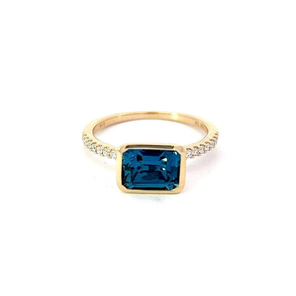 14K Yellow Gold 1.28cttw Blue Topaz and 0.14cttw Diamond Ring - Size 6
