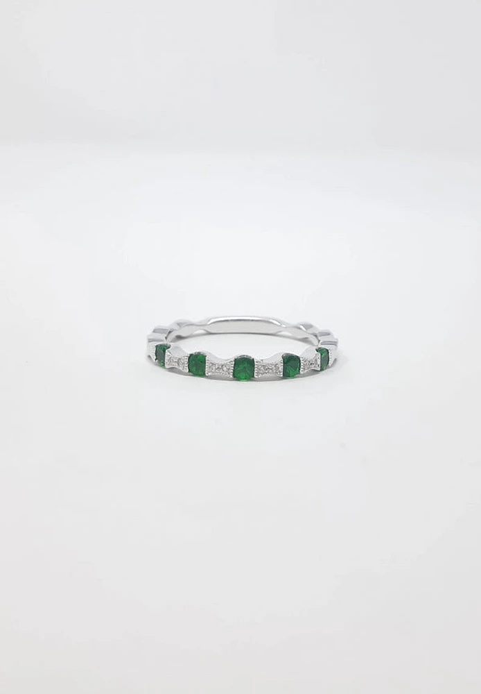 Tsavorite and Diamond Ring