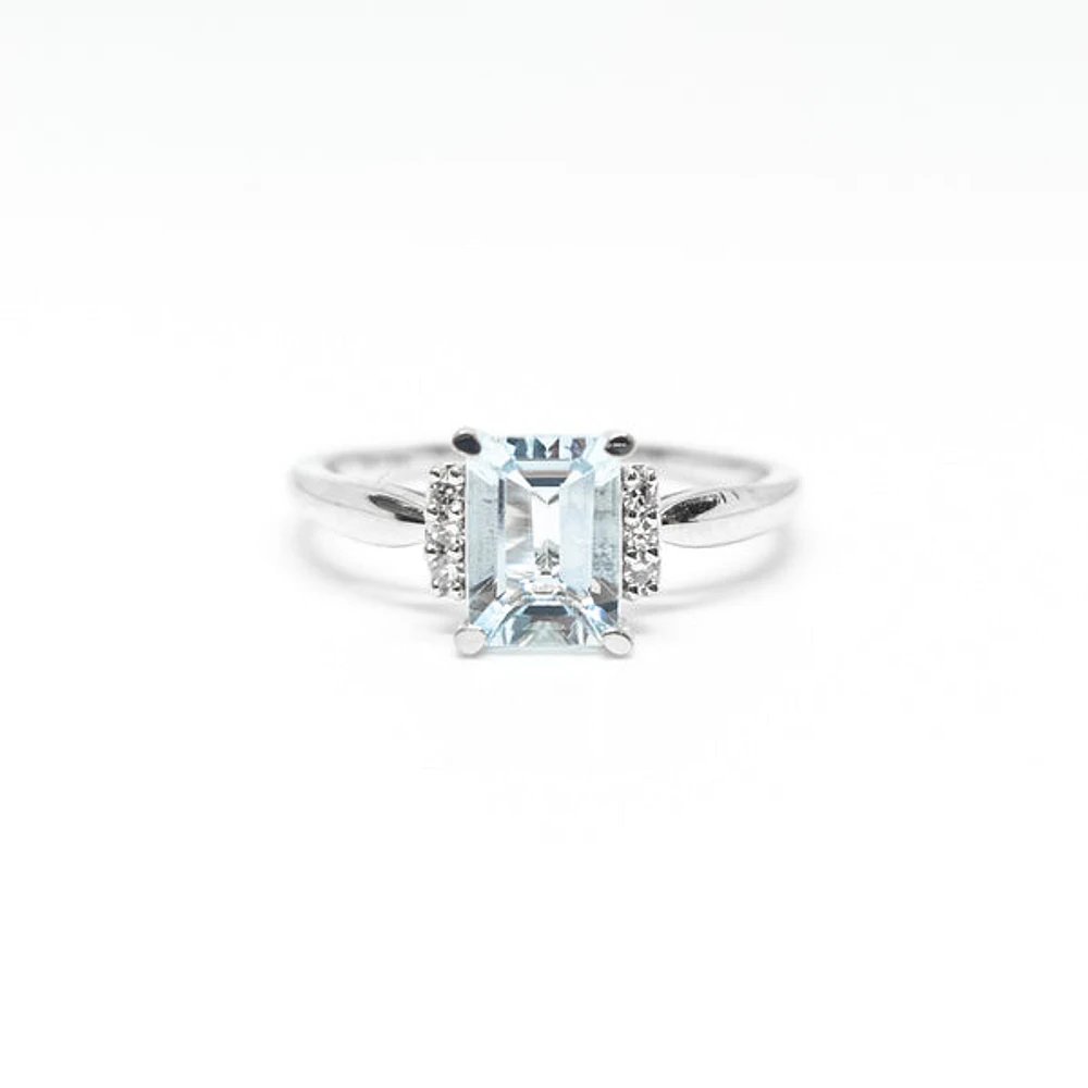 Aquamarine & Diamond Ring