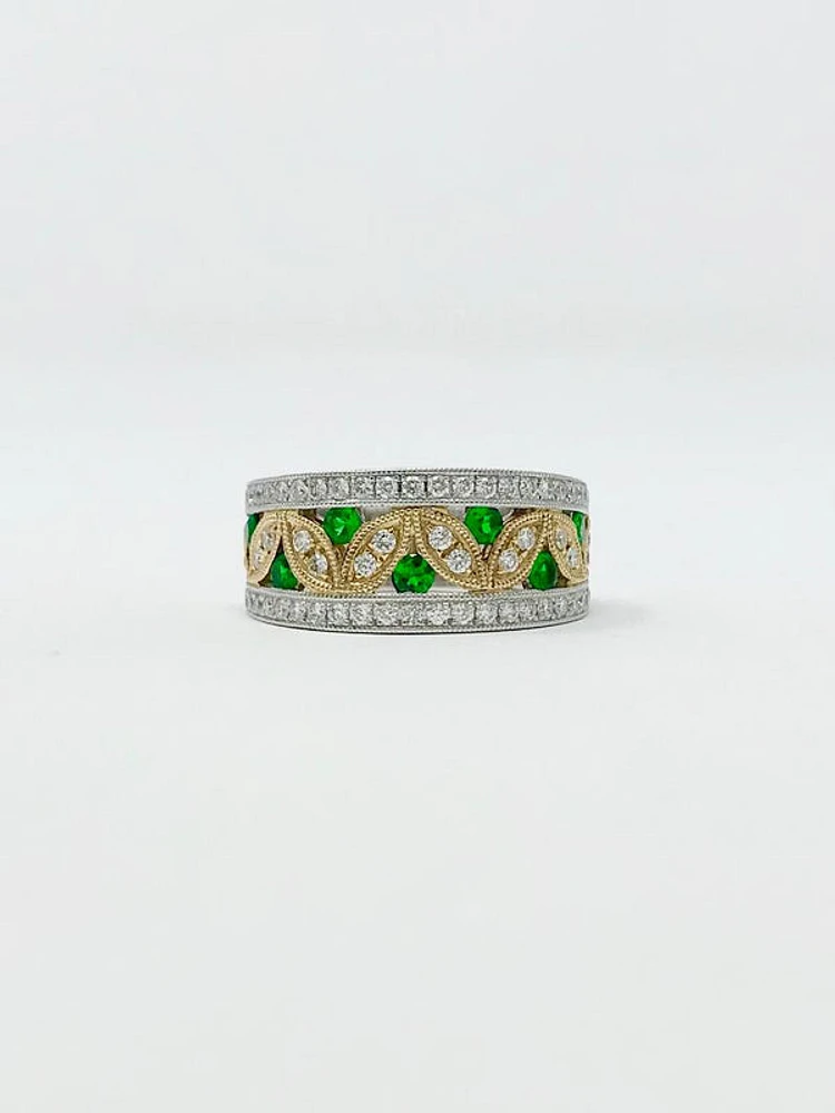 Tsavorite & Diamond Ring