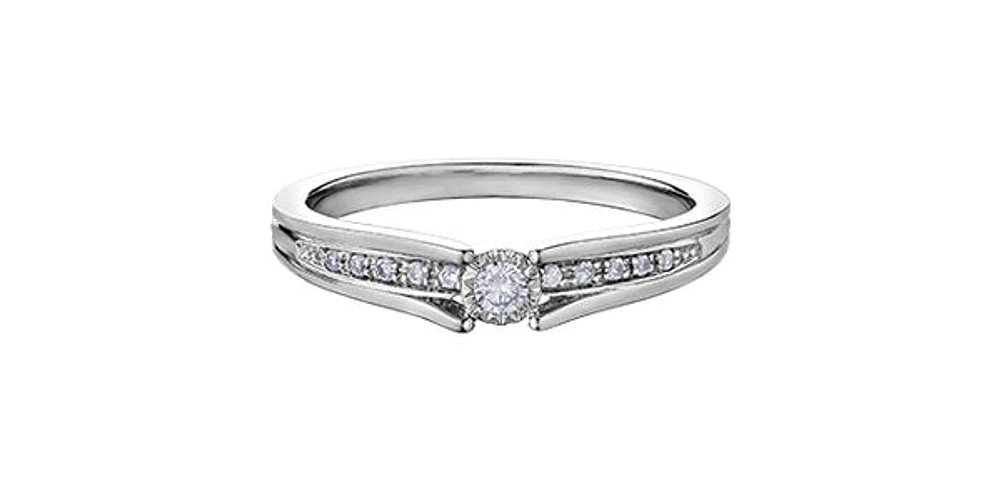 10K Gold 0.10cttw Diamond Ring