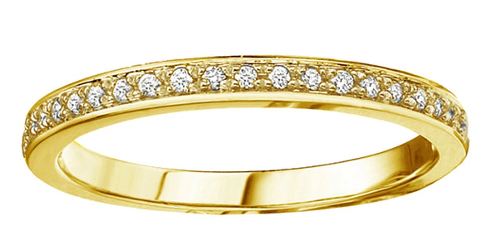 10K Yellow Gold 0.10cttw Diamond Band, size 7