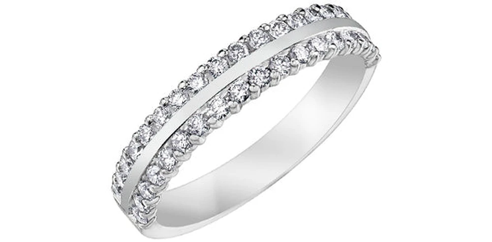 10K White Gold 0.50cttw Diamond Ring / Band - 4.5