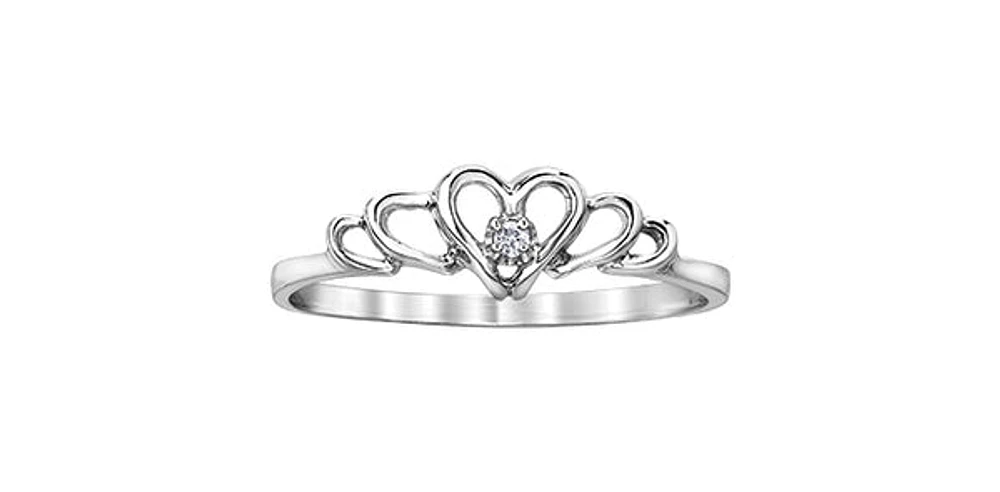 10K White Gold 0.01cttw Diamond Heart Ring, Size 6.5