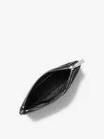 Pochette-bracelet de taille moyenne à logo