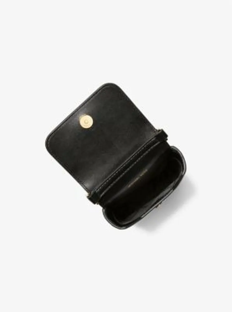 Jet Set Small Pebbled Leather Chain-Link Smartphone Crossbody Bag