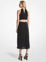 Robe en crêpe georgette plissé à découpes