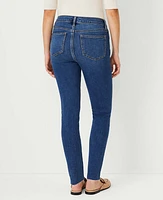 Ann Taylor Petite Curvy Sculpting Pocket Mid Rise Skinny Jeans in Mid Stone Wash Size 00 Women's