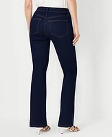 Ann Taylor Petite Mid Rise Boot Cut Jeans in Rinse Wash - Curvy Fit Size 00 Women's