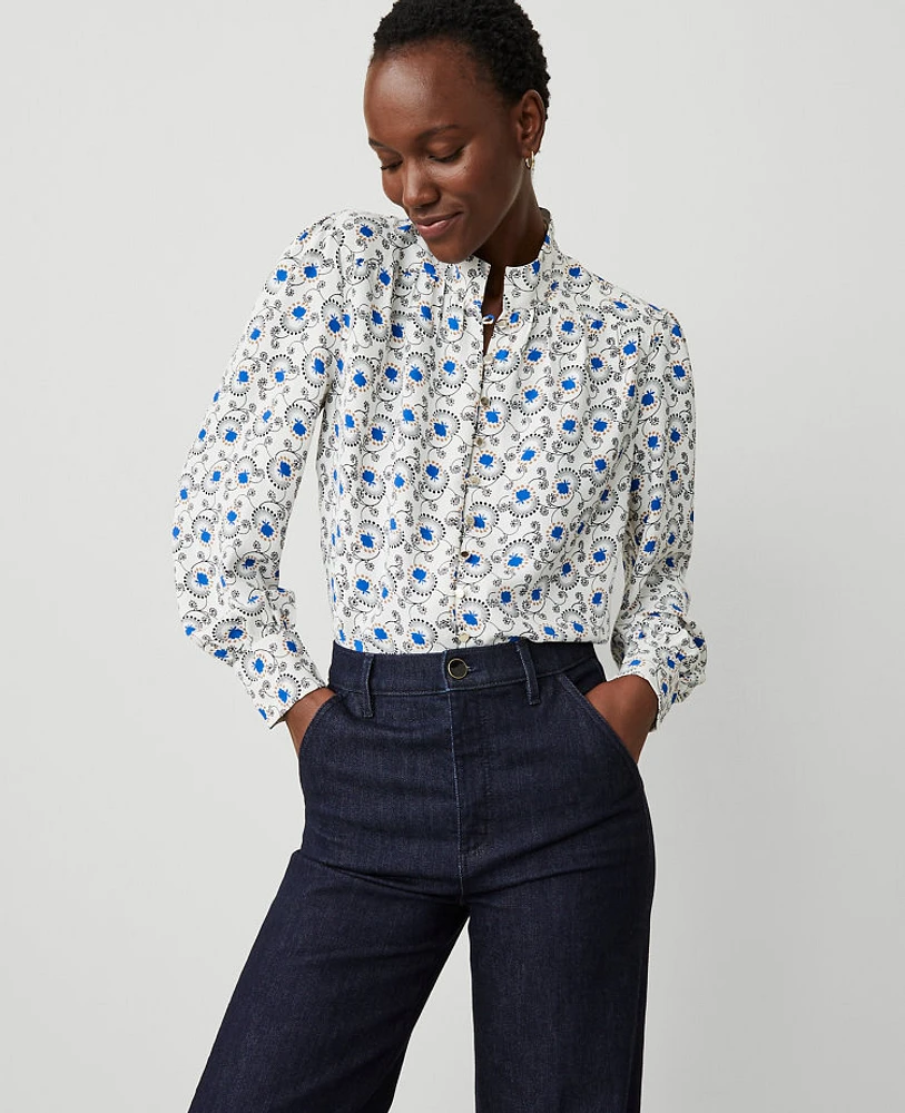 Ann Taylor Floral Multi Button Shirt Size Large Winter White Women's