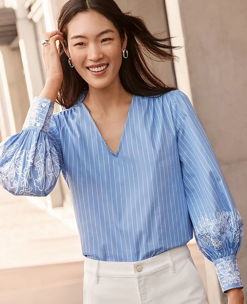 Ann Taylor Striped Embroidered V-Neck Popover Top Blue / White Women's