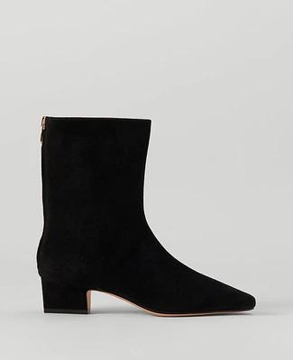 Ann Taylor Tapered Heel Suede Bootie Size 5 1/2 Black Women's