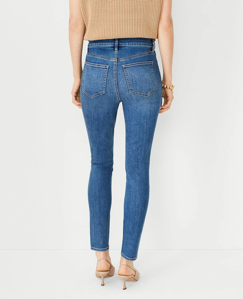 Ann Taylor Petite High Rise Skinny Jeans in Classic Indigo Wash - Curvy Fit Size 2 Women's