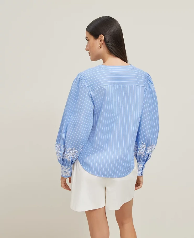 Ann Taylor Petite Striped Embroidered V-Neck Popover Top Blue / White Women's