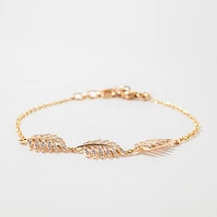 Leaf Diamond Bracelet in 10K Yellow Gold (0.20 ct tw)