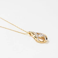 Diamond Cluster Necklace in 10K Yellow Gold (0.23 ct tw)