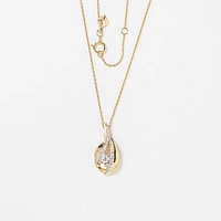 Diamond Cluster Necklace in 10K Yellow Gold (0.23 ct tw)