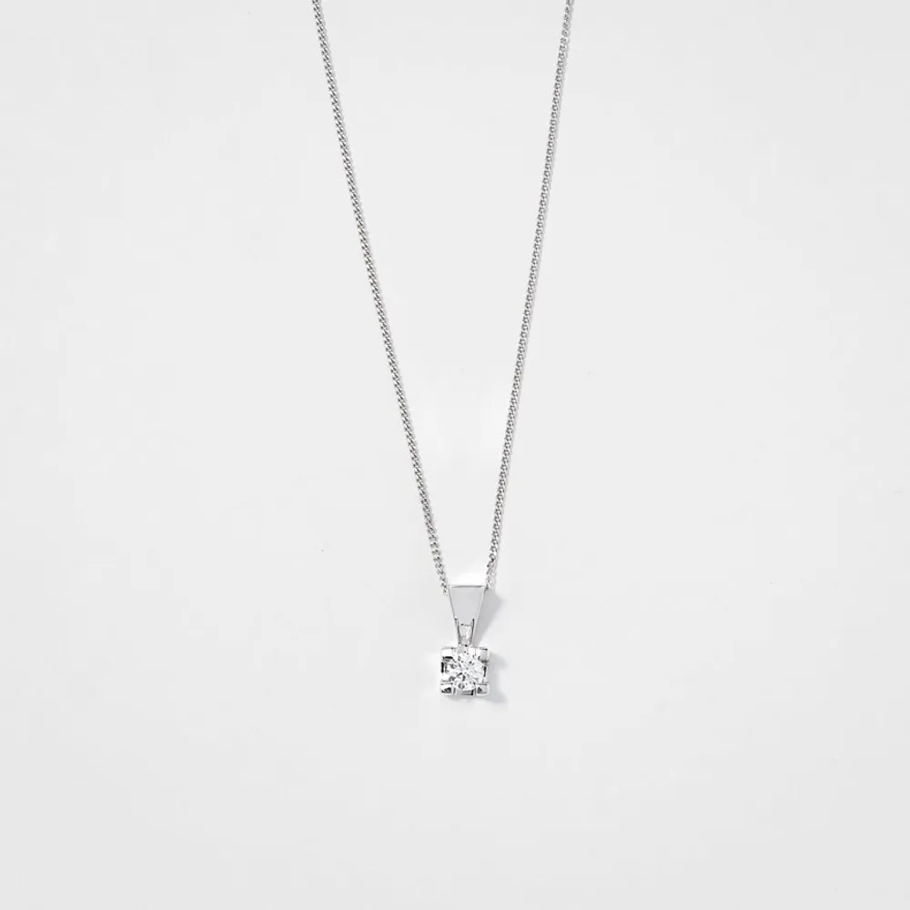 14K White Gold Canadian Diamond Pendant Necklace in a Four Claw Settin