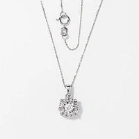 Diamond Cluster Necklace in 10K White Gold (0.25 ct tw)