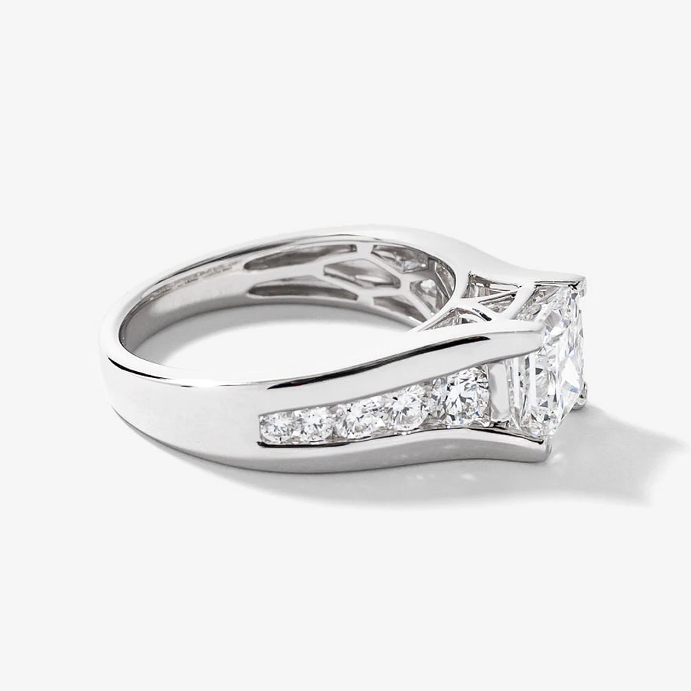 Lab Grown Princess Cut Diamond Engagement Ring (2.60 ct tw)