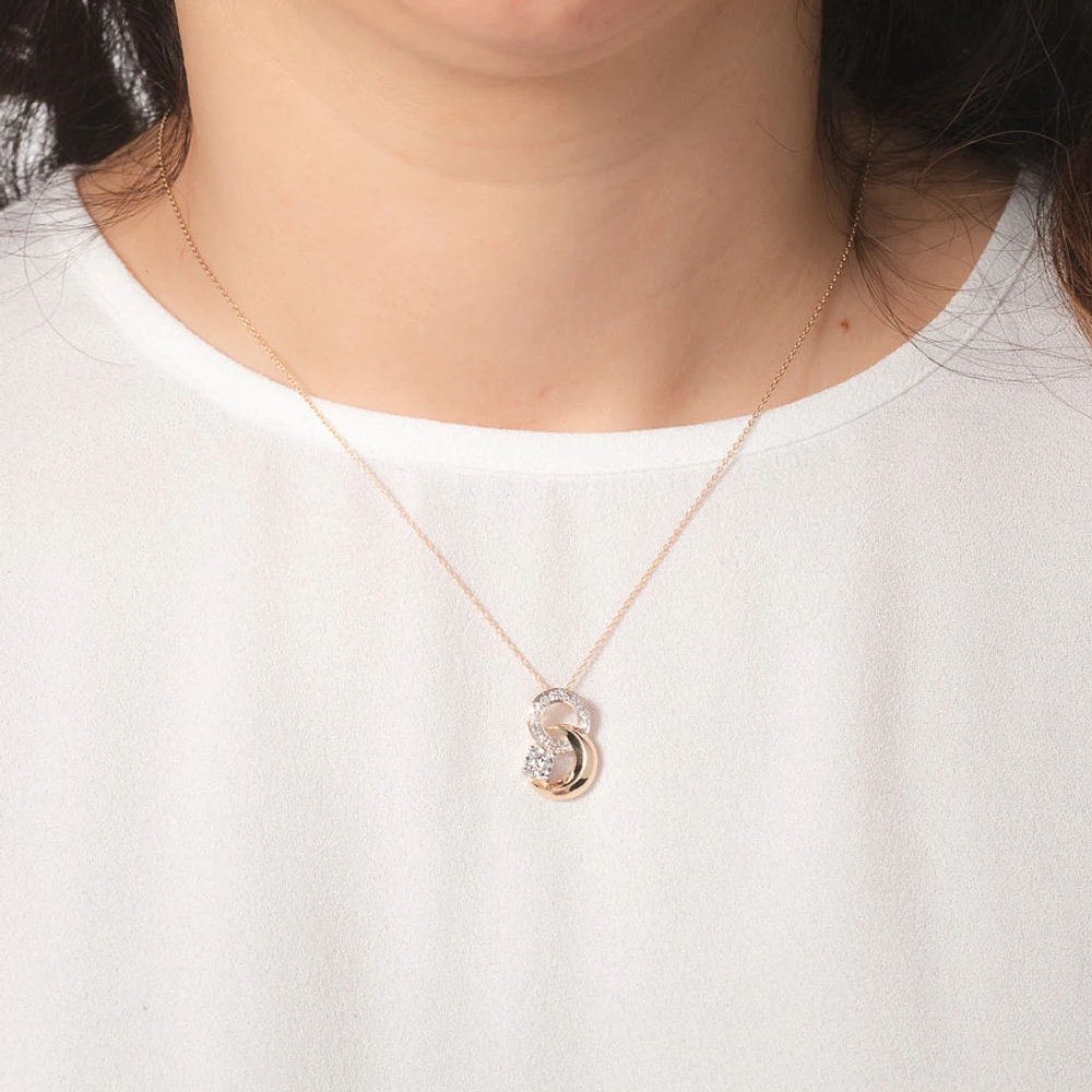 Diamond Moon Pendant in 10K Yellow Gold (0.25 ct tw)