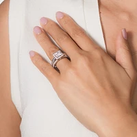 Diamond Cluster Ring 14K White Gold (1.50 ct tw)
