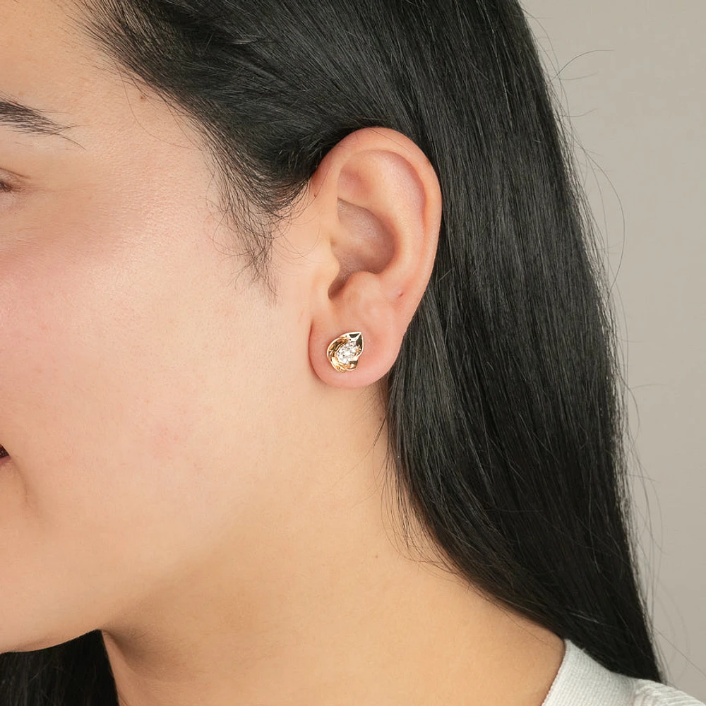 Diamond Cluster Stud Earrings in 10K Yellow Gold (0.18 ct tw)