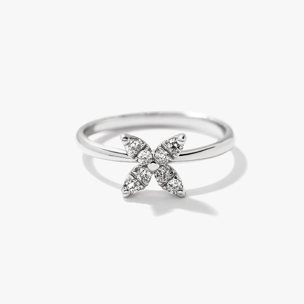 Diamond Cluster Ring with Petal Motif 10K White Gold (0.15 ct tw)
