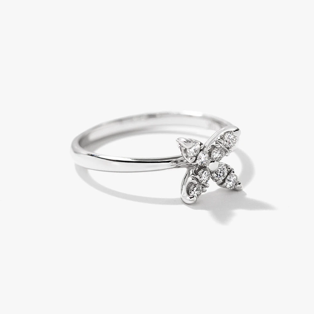 Diamond Cluster Ring with Petal Motif 10K White Gold (0.15 ct tw)