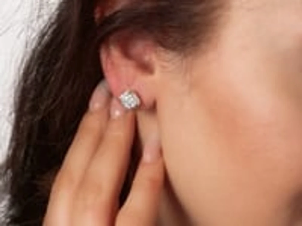 Diamond Cluster Stud Earrings in 14K Yellow and White Gold (1.00 ct tw