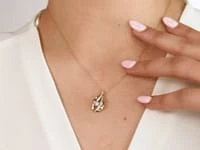 Diamond Cluster Necklace in 10K Yellow Gold (0.23 ct tw)