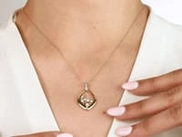 Diamond Cluster Pendant in 10K Yellow Gold (0.29 ct tw)