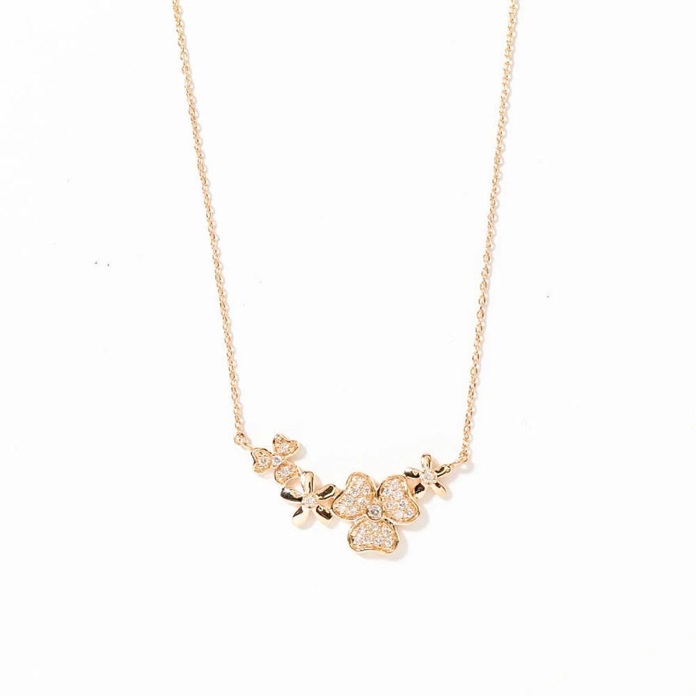Flower Diamond Cluster Necklace in 10K Yellow Gold (0.16 ct tw)