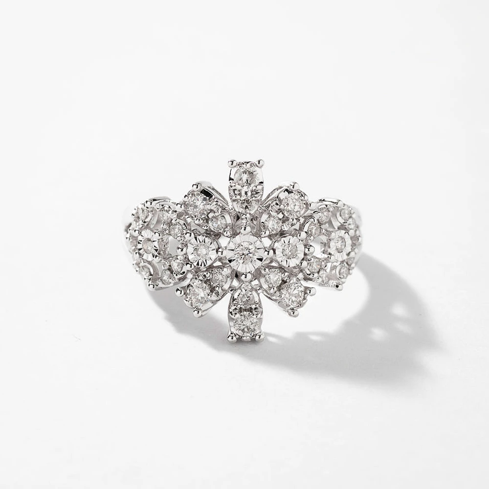 Diamond Cluster Ring 10K White Gold (0.50 ct tw)
