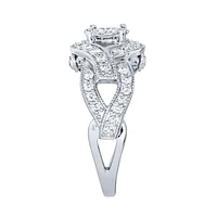 10K White Gold Diamond Cluster Ring ( 0.79 ct tw)
