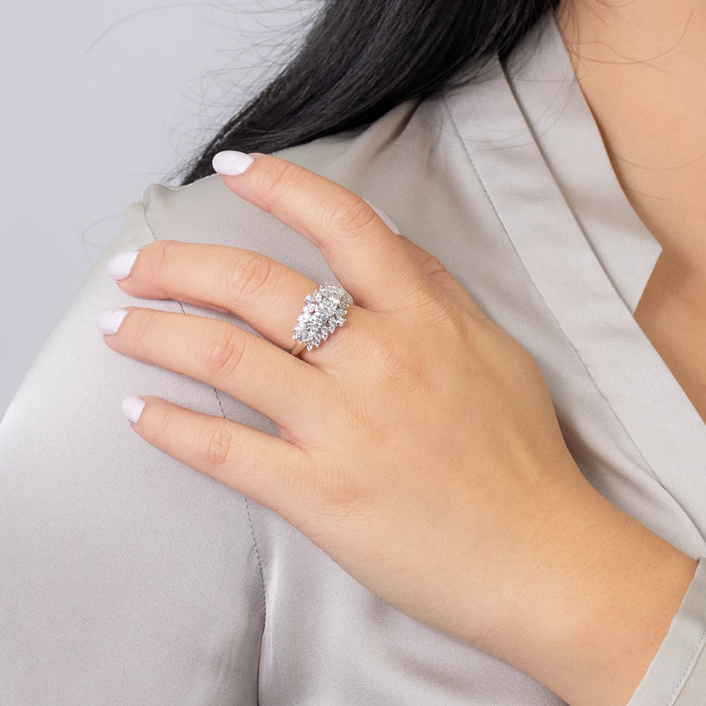 Diamond Cluster Ring 14K White Gold (1.72 ct tw)