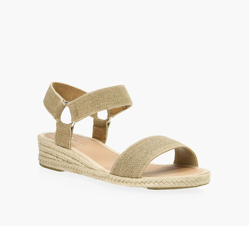 PEARL WEDGE SANDAL