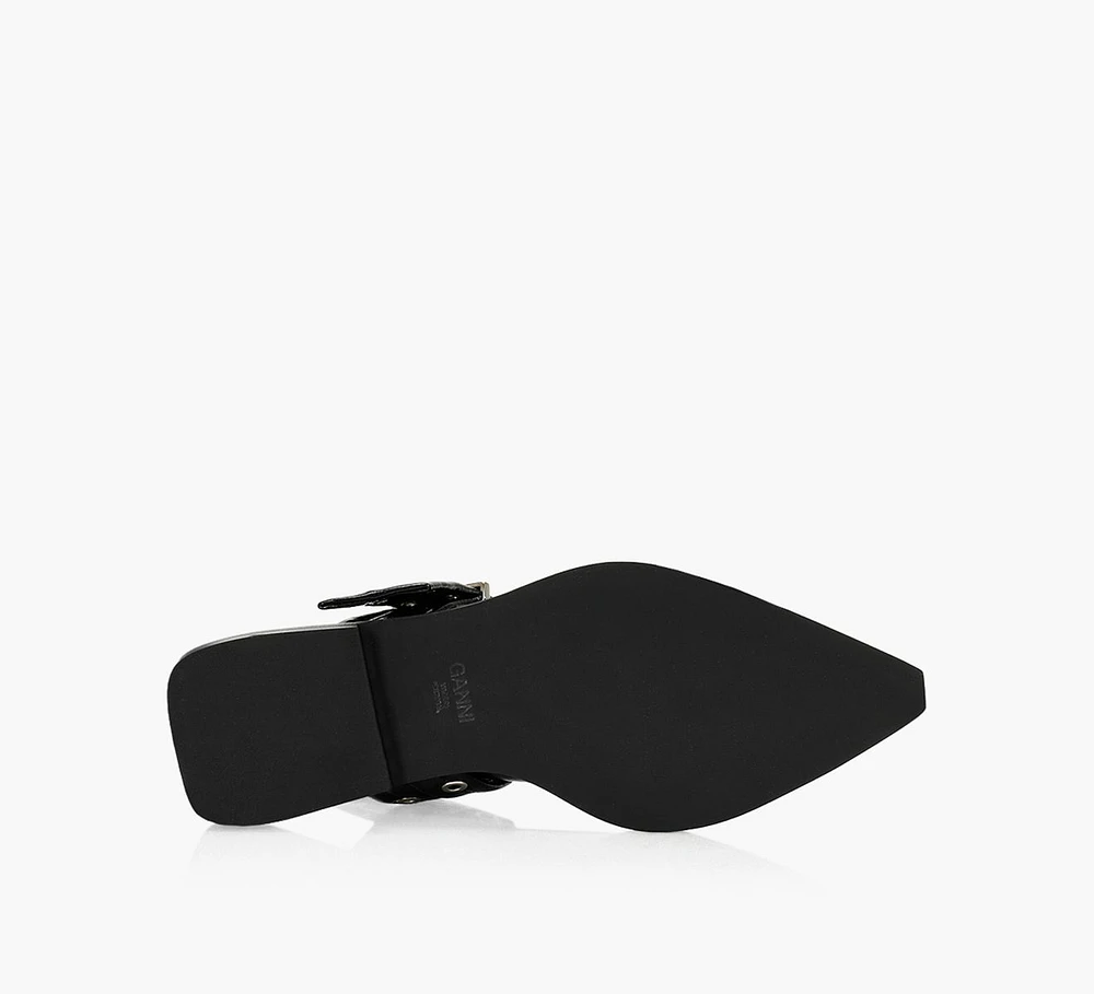 FEMININE BUCKLE BALLERINA