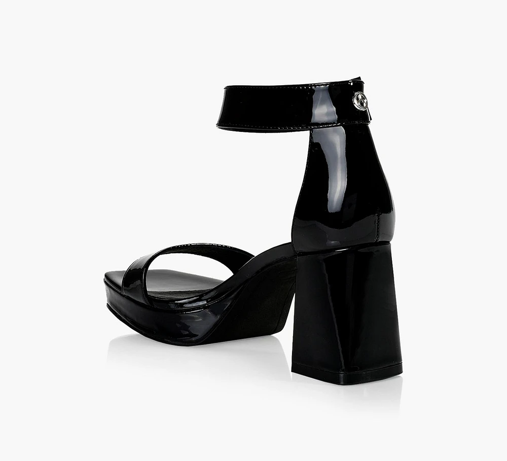 KIARA HEEL