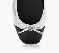 ZARI FLAT
