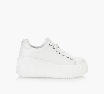 JESSIE SNEAKER