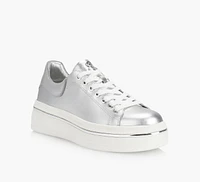 LYLA SNEAKER
