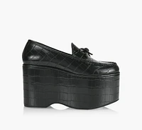 WALL LOAFER