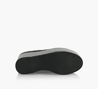 WALL LOAFER