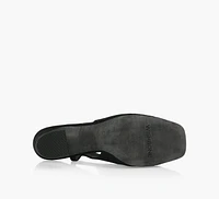 DORA HEEL