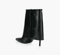 NICOLE BOOTIE