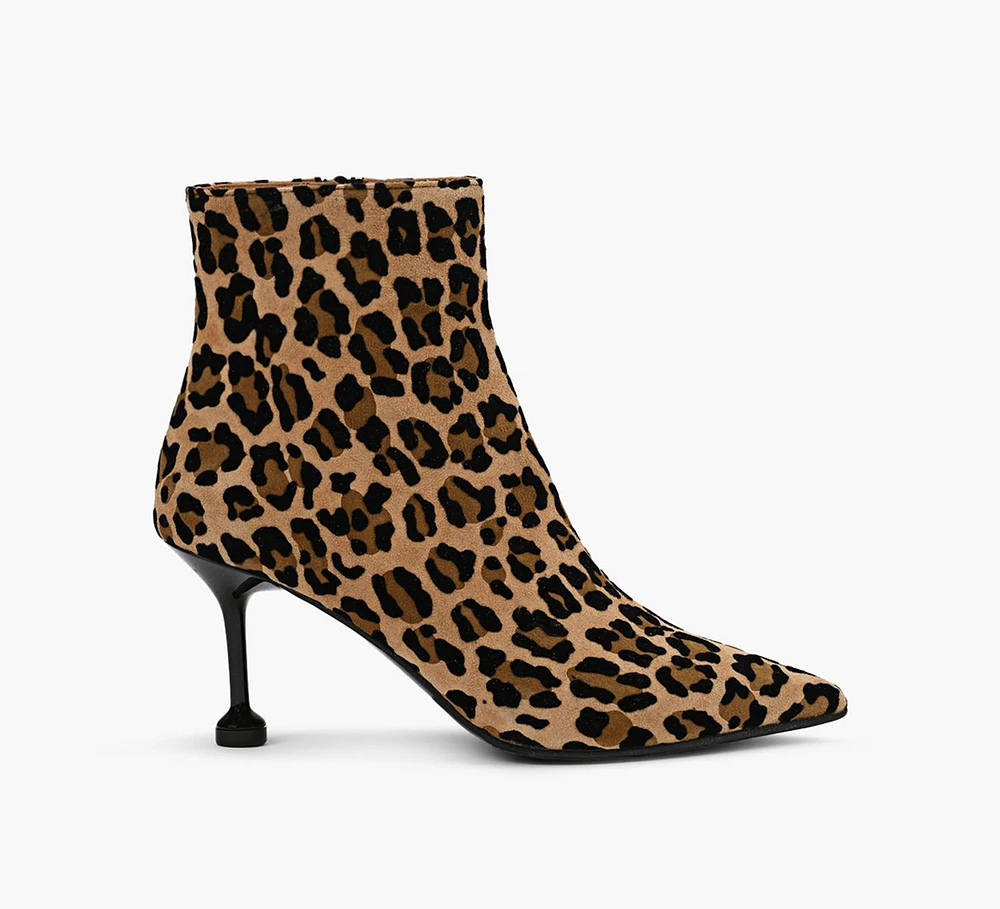 AURORA BOOTIE